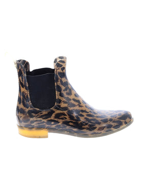 1 shoe size - 9