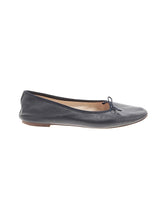 1 shoe size - 11