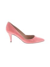 1 shoe size - 8