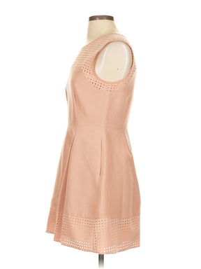 4 size - 4 W
