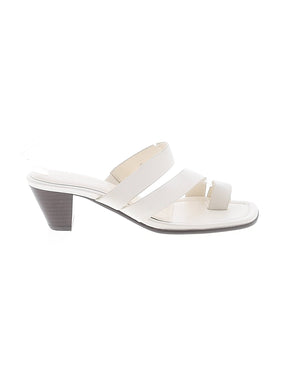 1 shoe size - 7 1/2