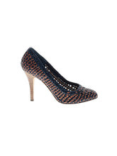 1 shoe size - 8