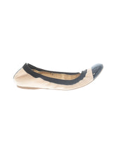 1 shoe size - 9