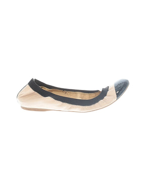 1 shoe size - 9