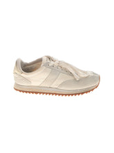 1 shoe size - 6
