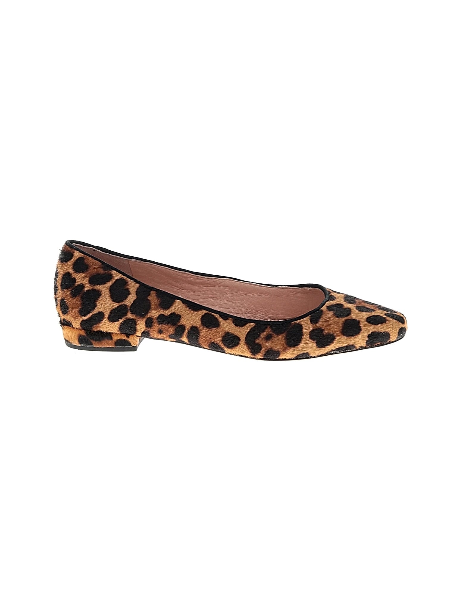 1 shoe size - 8