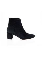 1 shoe size - 10