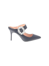 1 shoe size - 6 1/2