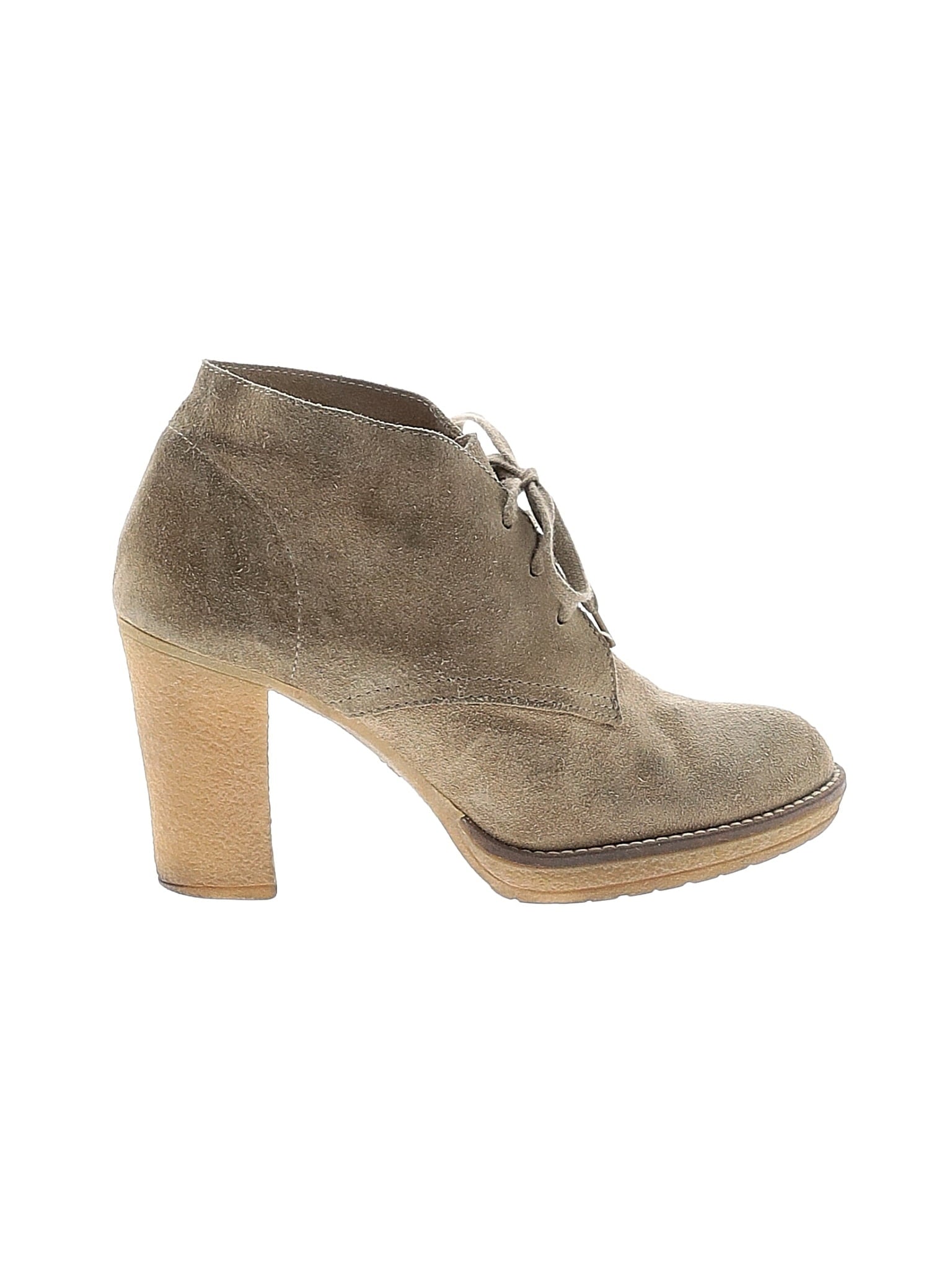 1 shoe size - 8