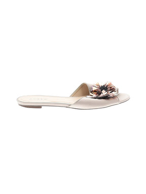 1 shoe size - 8