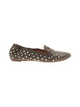 1 shoe size - 8