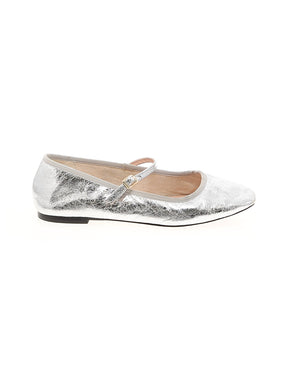 1 shoe size - 8
