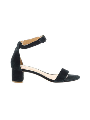 1 shoe size - 8