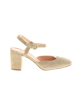 1 shoe size - 7