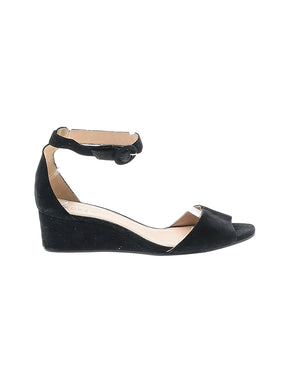 1 shoe size - 8