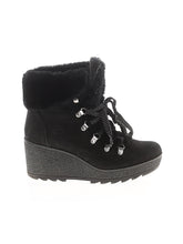 1 shoe size - 9