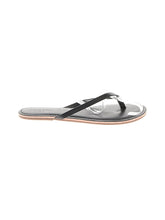 1 shoe size - 7