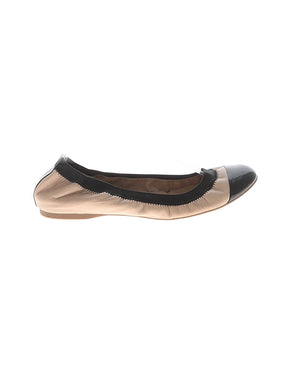 1 shoe size - 9
