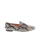 1 shoe size - 10