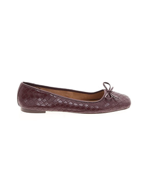 1 shoe size - 8