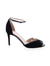 1 shoe size - 10