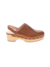 1 shoe size - 10