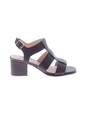 1 shoe size - 9