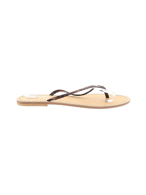 1 shoe size - 8