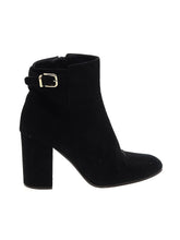 1 shoe size - 8 1/2