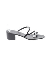 1 shoe size - 11