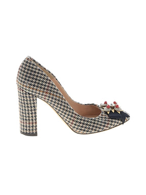 1 shoe size - 9