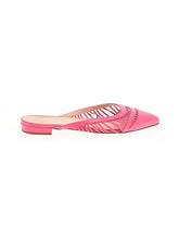 1 shoe size - 7