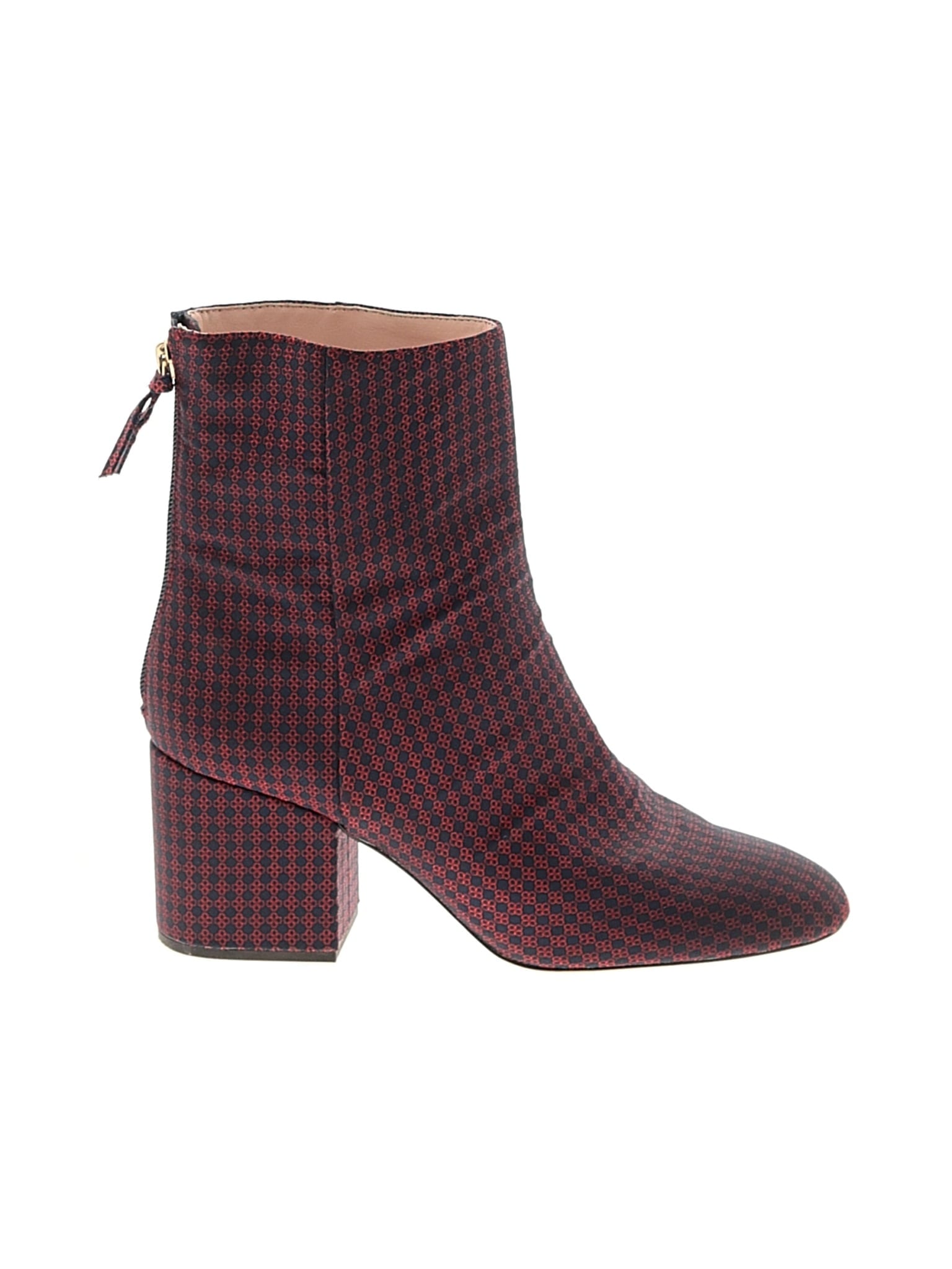 1 shoe size - 8