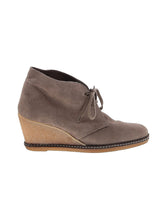 1 shoe size - 8