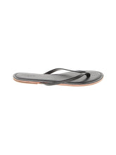 1 shoe size - 9