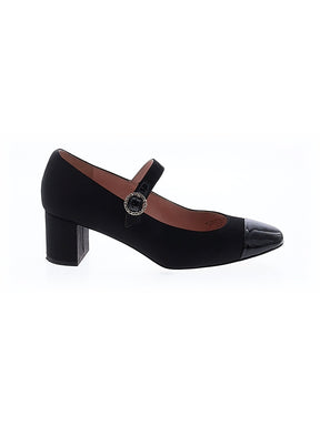 1 shoe size - 8