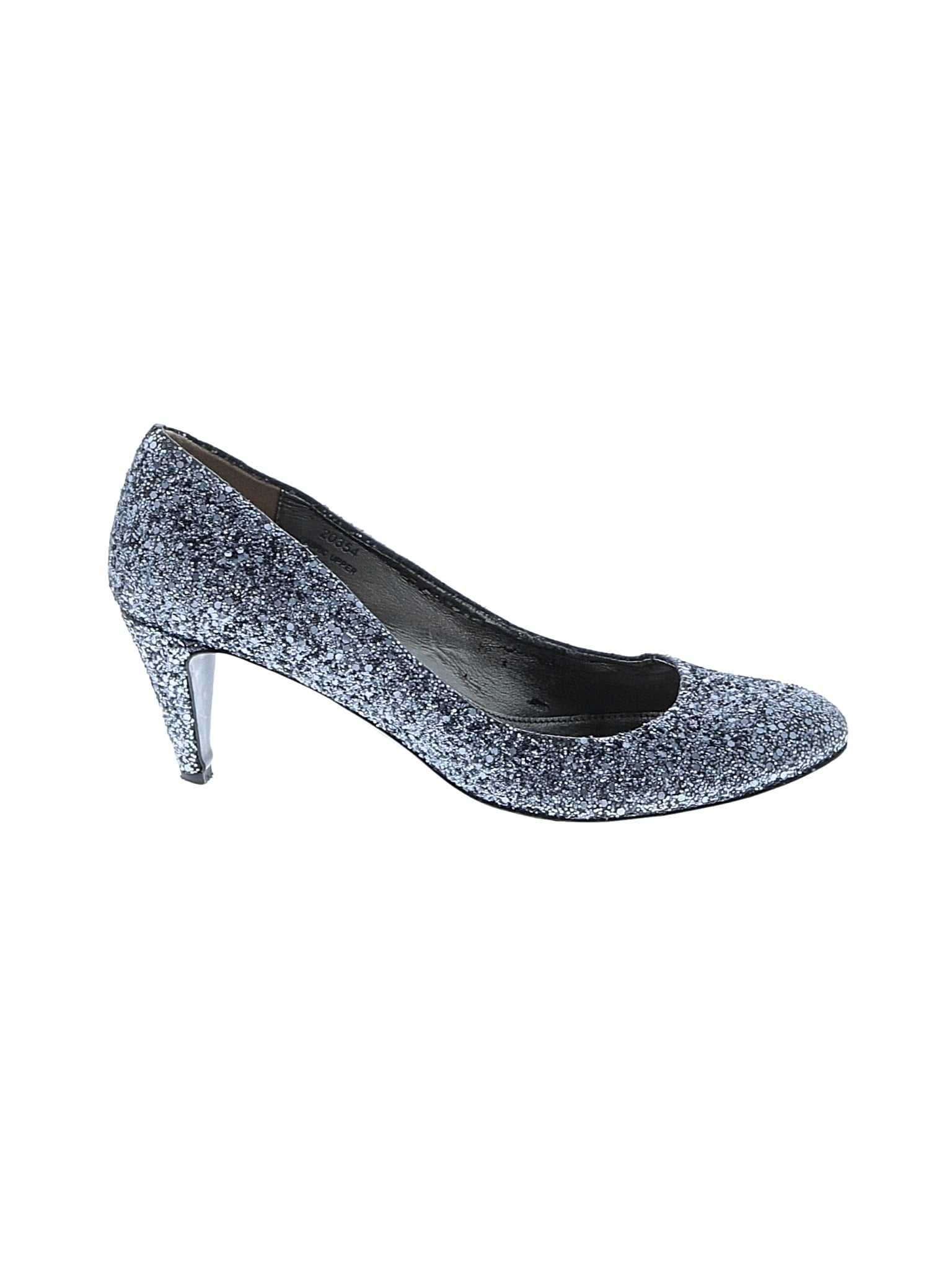 1 shoe size - 9