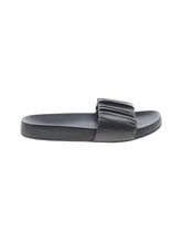 1 shoe size - 8