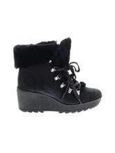 1 shoe size - 9