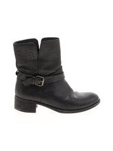 1 shoe size - 5 1/2