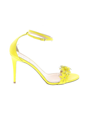 1 shoe size - 9