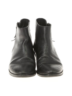 2 shoe size - 6 1/2