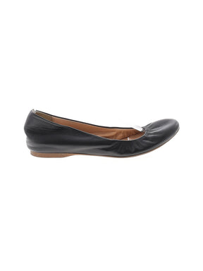 1 shoe size - 5