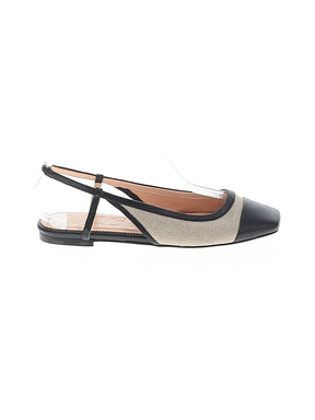 1 shoe size - 7