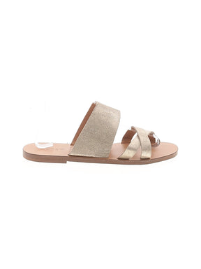 1 shoe size - 9