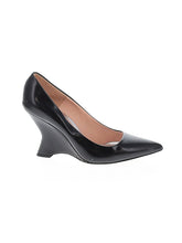 1 shoe size - 10