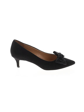 1 shoe size - 8
