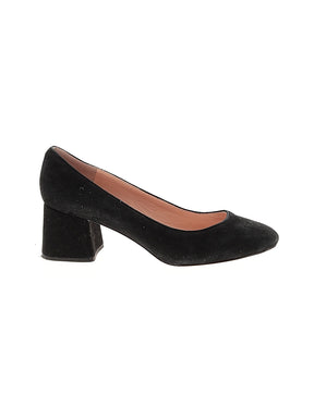 1 shoe size - 8 1/2