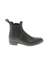 1 shoe size - 8