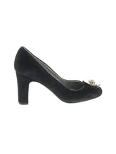1 shoe size - 7